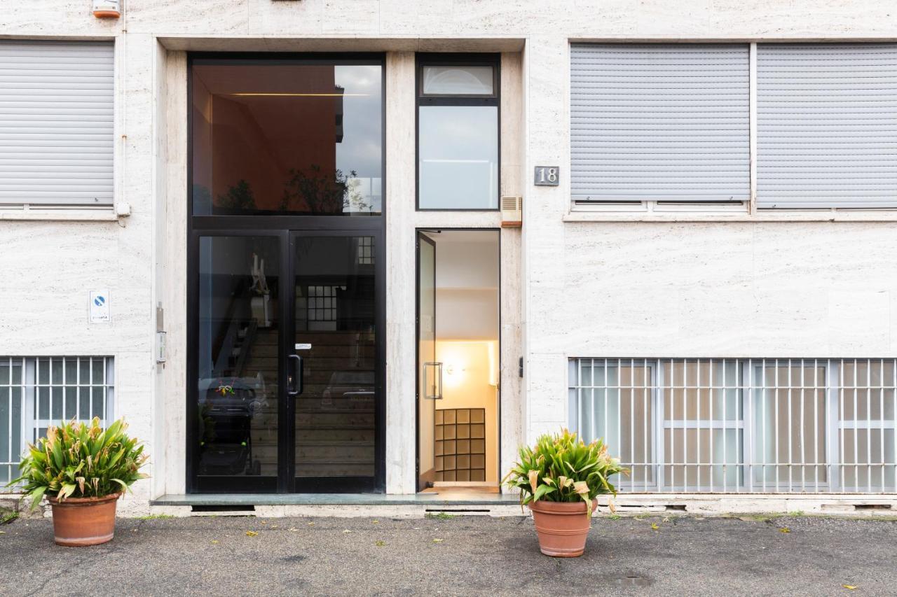 Milan Design Flats Lägenhet Exteriör bild